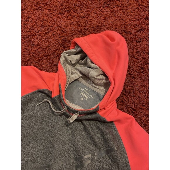 Nike Therma Fit Women’s Hoodie Size M Pink Gray Thumb Hole Pullover Sweatshirt - Picture 11 of 11